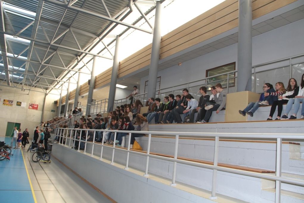 Une belle journée au collège avant les vacances
