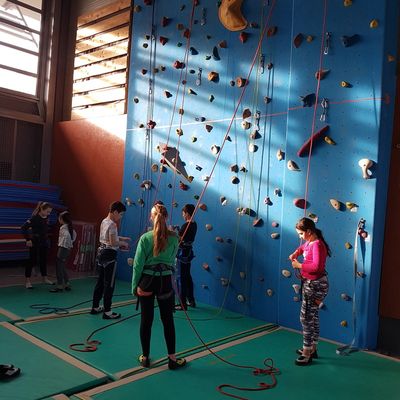 2ème Journée d'ESCALADE au Collège de l'Eganaude 