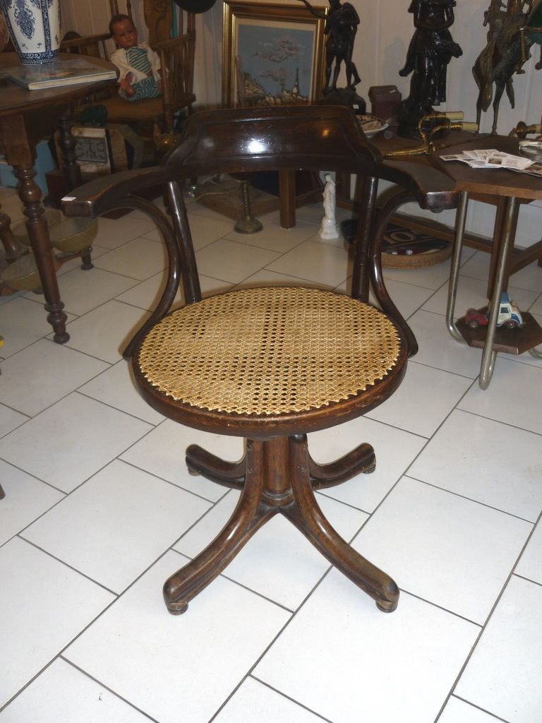 Fauteuil de bureau pivotant THONET à vendre
