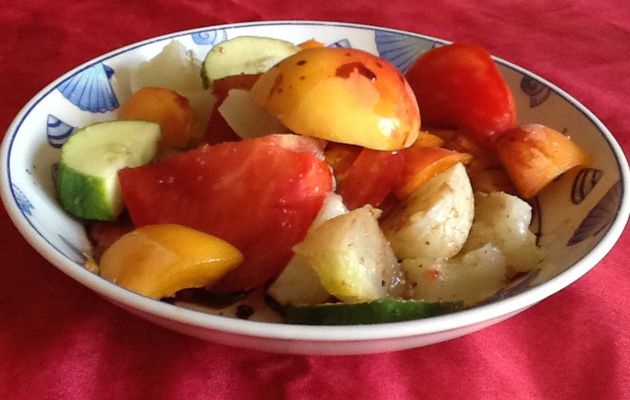 Salade patisson, abricots, concombre, tomates