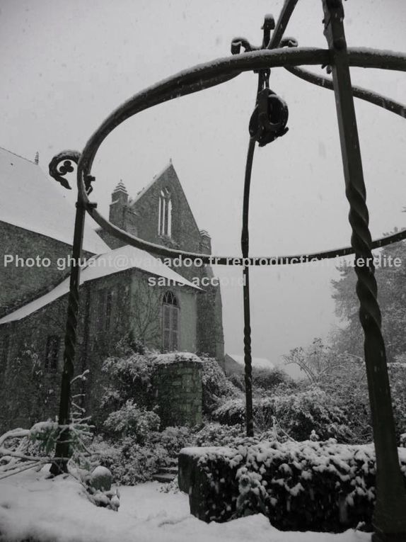 L'abbaye de Beauport le 1er décembre 2010 sous la neige. Mais les plus grosses chutes étaient encore à venir...