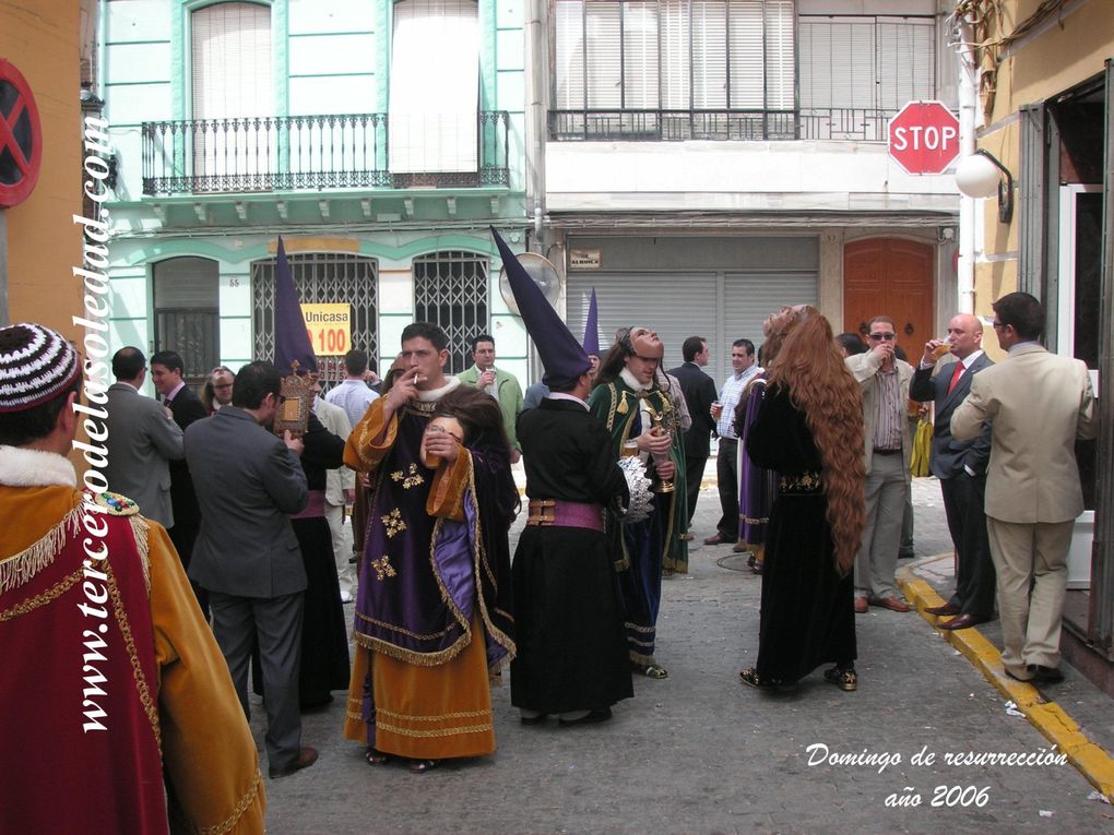 Album fotográfico en el que se recogen un resumen de imagenes de los eventos celebrados en el año 2006 en el III de la Soledad