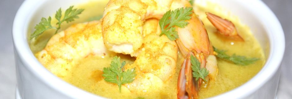 Crevettes au curry et lait de coco