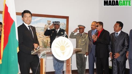 Le couple présidentiel Andry ey Mialy Rajoelina. Second départ aux Seychelles pour une nouvelle rencontre avec l'ancien président Marc Ravalomanana. Photos: Harilala Randrianarison