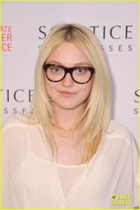 Dakota Fanning : NYC Summer Soirée.