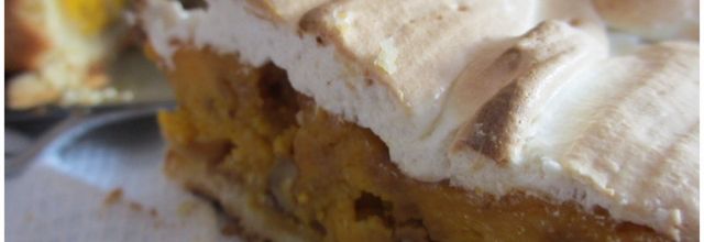 TARTE DE POTIMARRON MERINGUÉE AUX NOIX
