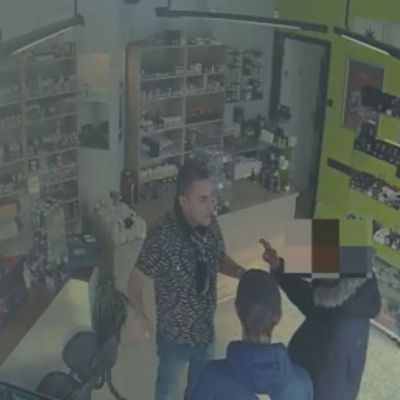 En Belgique, un gérant de boutique spécialisée demande à ses braqueurs de repasser plus tard