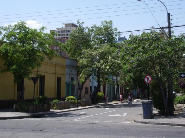 Bonne promenade &agrave; vous...&nbsp; au coeur de Santiago !<br />