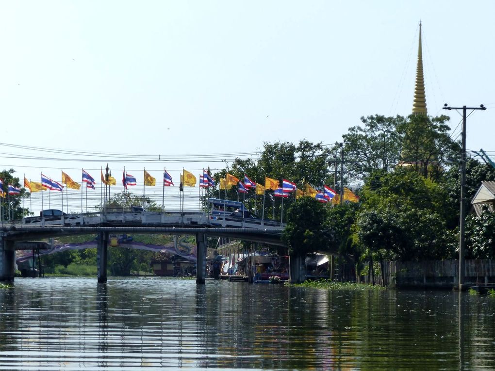 Balade sur le Khlong Samrong à Bang Phli