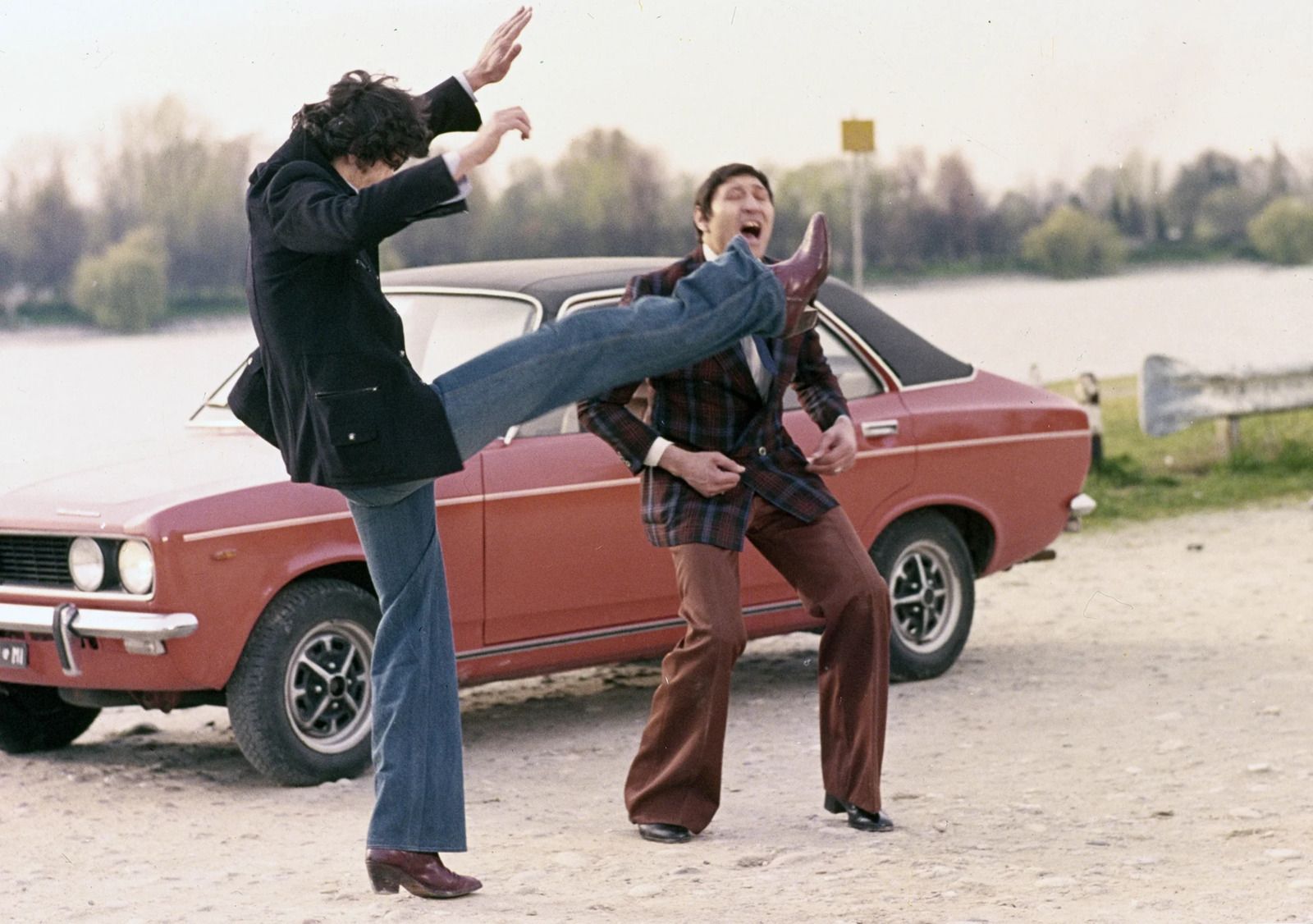 Un_flic_voit_rouge_Enzo_G_Castellari