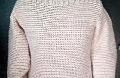 Pull rose au point mousse