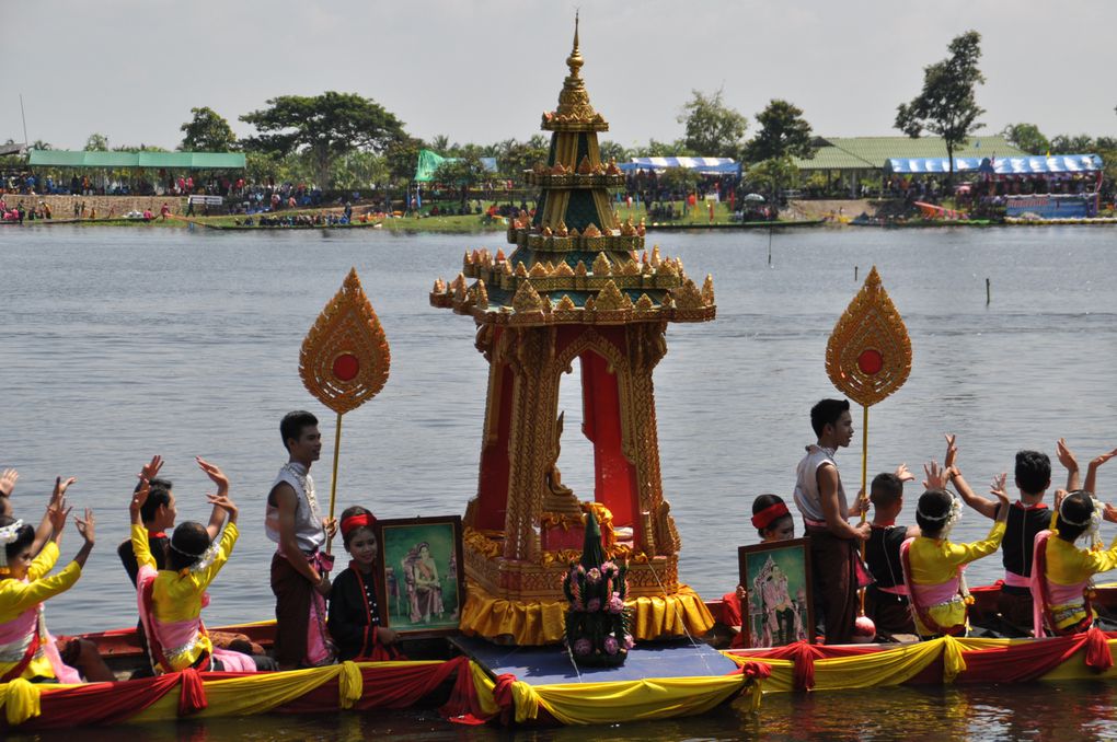 Album - Courses-de-bateaux-Parade