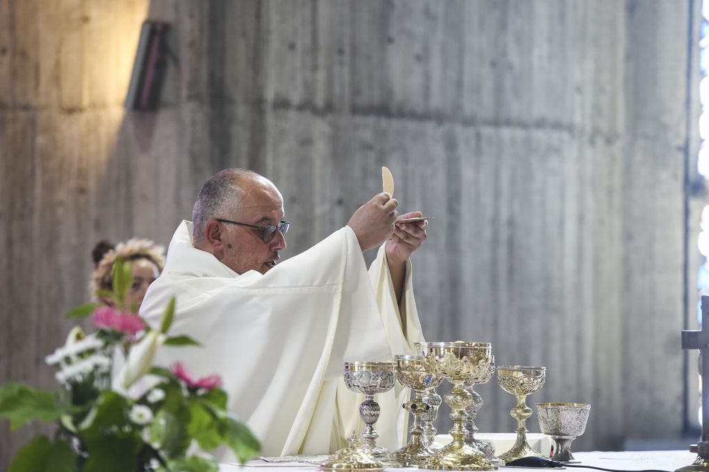 19 juin : Baptêmes, 1ères Communions et Professions de Foi