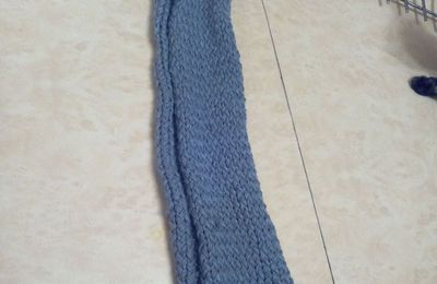 écharpe faite au tricotin 