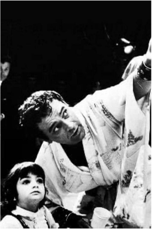 Father and daughter's tenderness, Liza Todd Burton and Richard Burton