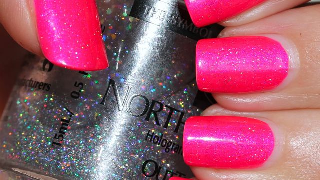 Colors by Llarowe Some Like It Hot & Northern Lights Holographic Top Coat