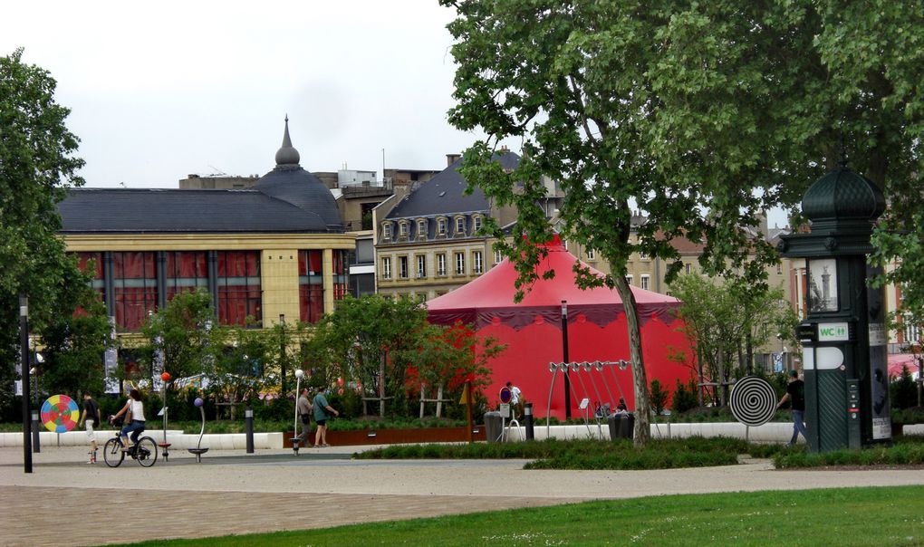 Metz est une belle ville et n'a pas attendu l'effet Pompidou pour le faire savoir...