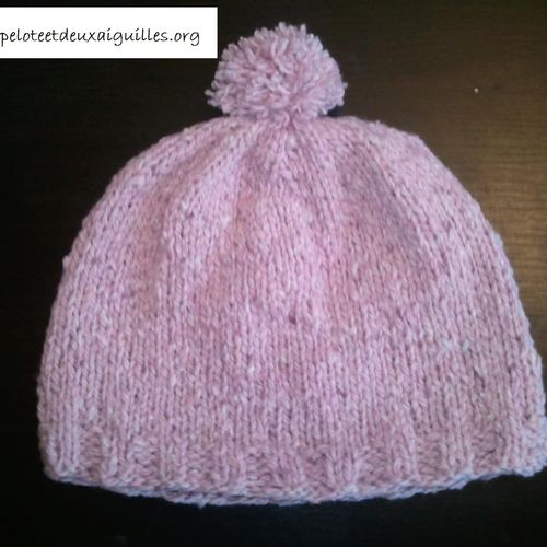 Tricoter un bonnet pour enfant 2/5 ans - Une pelote et deux aiguilles