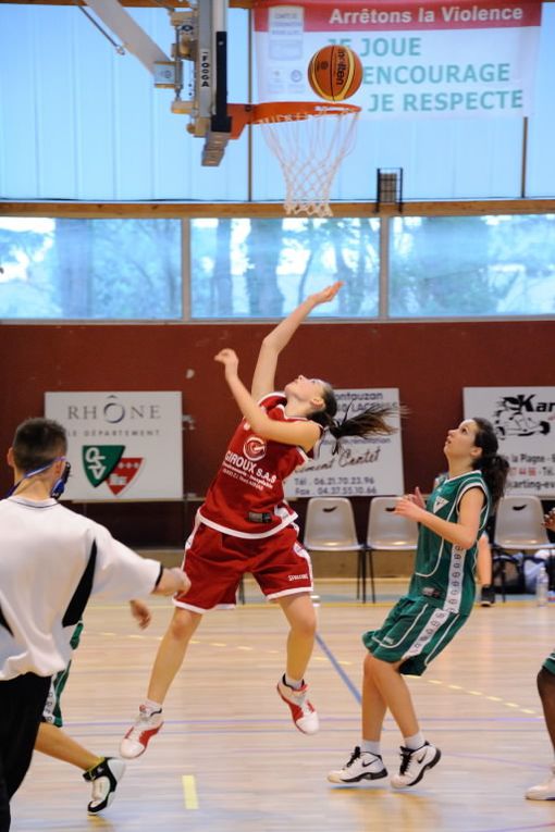 3 Matches au Palais des Sports samedi 21 janvier 2012 :
- Les Cadettes contre l'AS Villeurbanne
- Les Minimes contre l'US Jassans
- et les Seniors R2 face au Val d'Aix