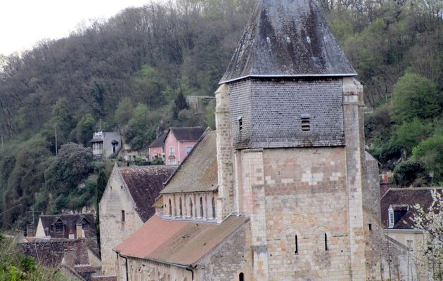 L'église Saint-Genest à Lavardin