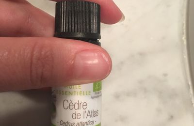 L'huile essentielle de Cèdre de l'Atlas contre la cellulite ? 