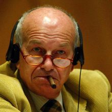 Intervista a Fausto Bertinotti: "Renzi è il Blair italiano: social-liberista, non ha rivali"