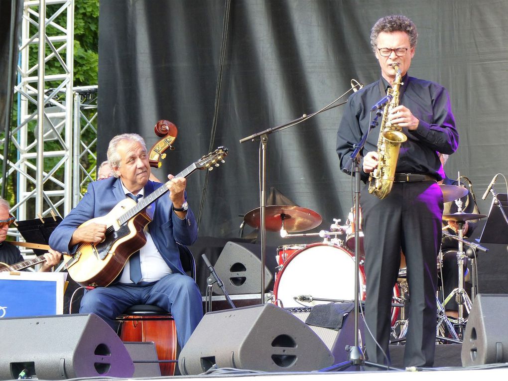 Fontainebleau. Juillet 2019. Romane et le Paris Swing Orchestra. Mayra Andrade. Maravillas de Mali (et Boncana Maiga). Jupiter and Okwess. (Photos: Frantz-Minh Raimbourg)