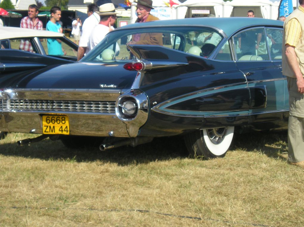 6 eme retro automobile de La Baule 27 et 28 juin 2009 à l'aérodrome