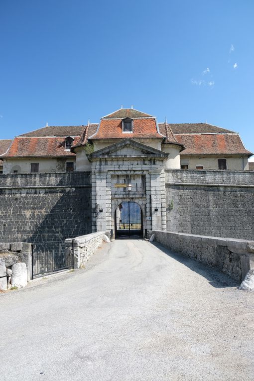 LES FORTIFICATIONS EN PAYS DE SAVOIE ET ISERE