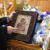 ANNOUNCEMENT: The Myrrh-Streaming 'Hawaiian'-Iveron Icon of the Theotokos to Visit the Diocese from 1-20 November 2024. | ОБЪЯВЛЕНИЕ: Мироточивая "Гавайская-Иверская" икона Божией Матери посетит епархию с 1 по 20 ноября 2024 года. | ANNONCE : L'icône miraculeuse de la Mère de Dieu "Iviron-Hawaïenne", visitera le diocèse du 1er au 20 novembre 2024. | ROCOR Europe