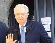 Monti: «Berlusconi pifferaio magicoNo alla...