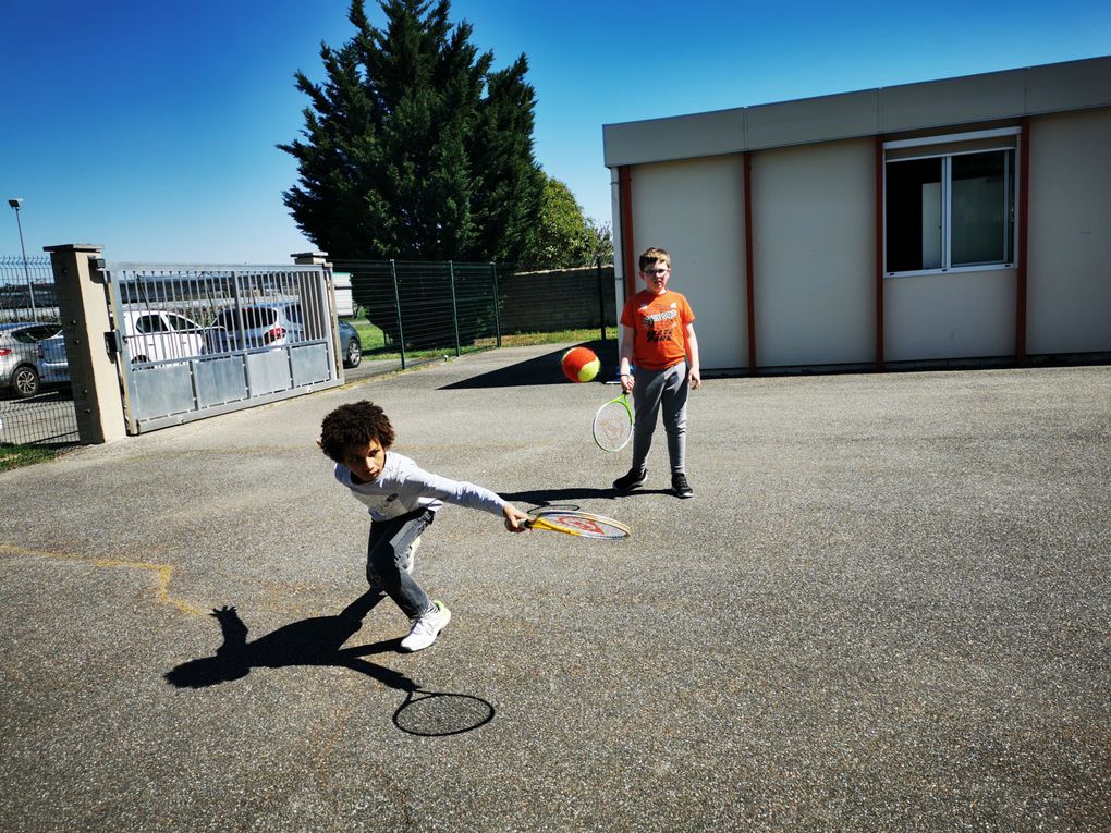 Le tennis à l'école