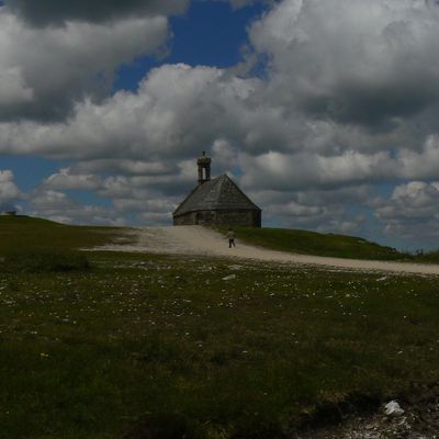 Les monts d'arrée sous le soleil de mai