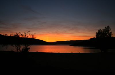 Lac de Ste Croix au crépuscule