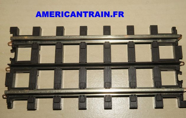 Rail droit 4.25’ ScaleTrax 45-1012 échelle O MTH