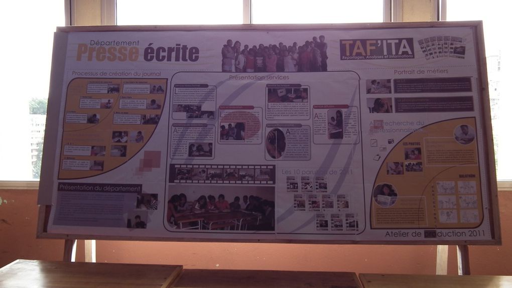 Exposition sur l'Histoire du journalisme à Madagascar et sur le filière Samis-Esic du collège Saint Michel d'Amparibe. Photos: Jeannot Ramambazafy & Andry Rakotonirainy