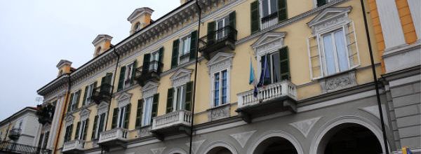 SHOPPING IN ITALIA A MONDOVICINO