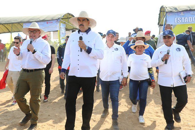 Maduro: Leopoldo López estuvo reunido con otros terroristas para atacar estados vecinos del Zulia