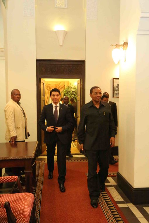 Visite de travail effectuée par le Président Andry Rajoelina chez le Président Jakaya Kikwete.