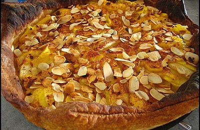 Tarte à la nectarine jaune, cannelle & amandes