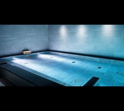 Une découverte exclusive : le Onsen du Vessel Hotel Ōmiya