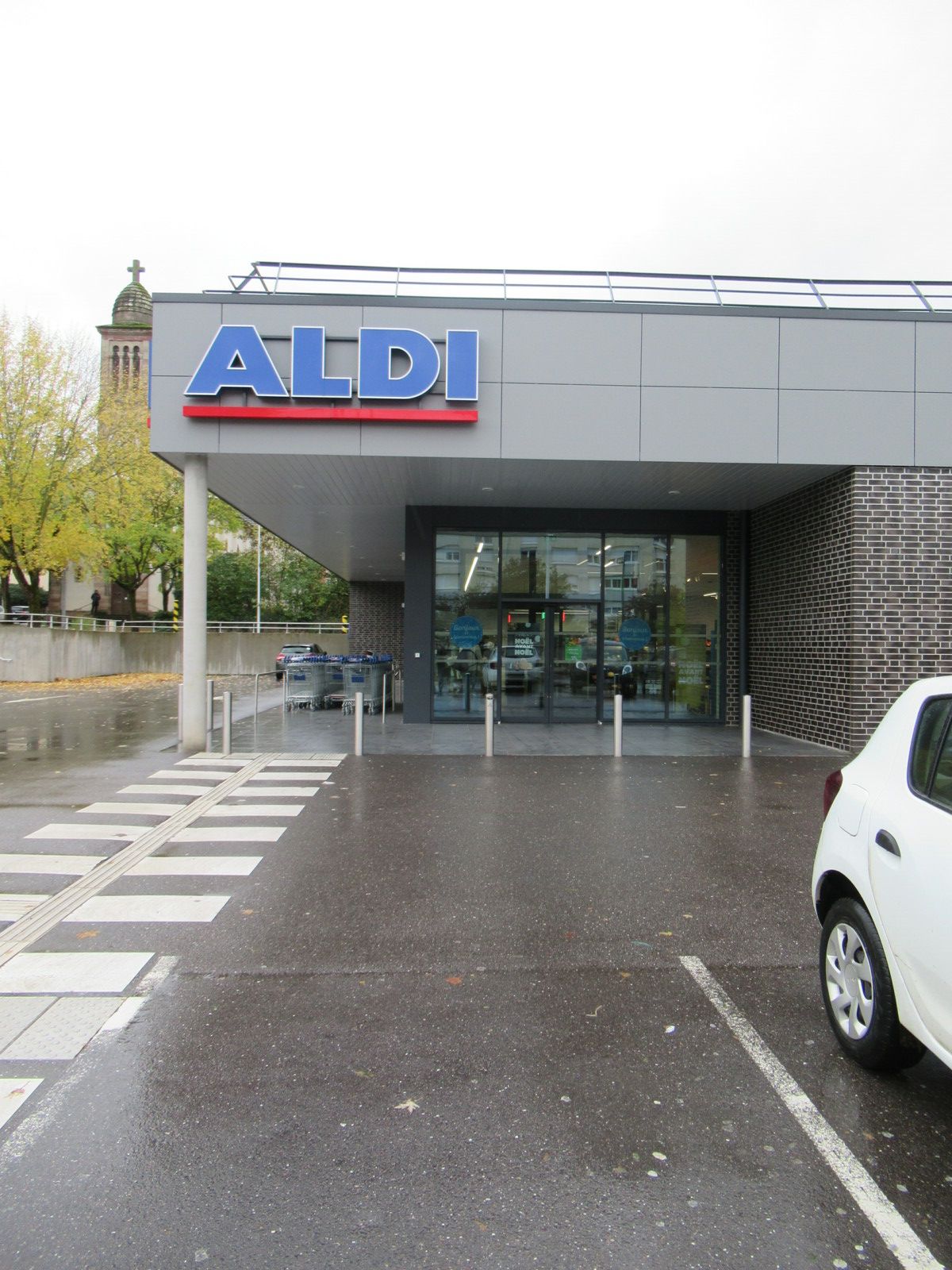 Food supermarkets in France. Photos : www.photos-gratuites.com