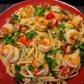 Spaghetti aux crevettes et poivrons - Recettes de Papounet