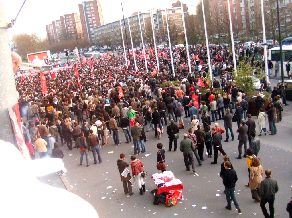 23 000 participants au meeting géant du Front de Gauche à Lille