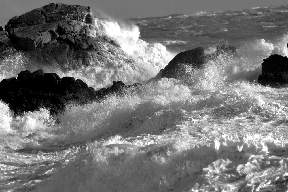 Tempête Atlantique en noir et blanc