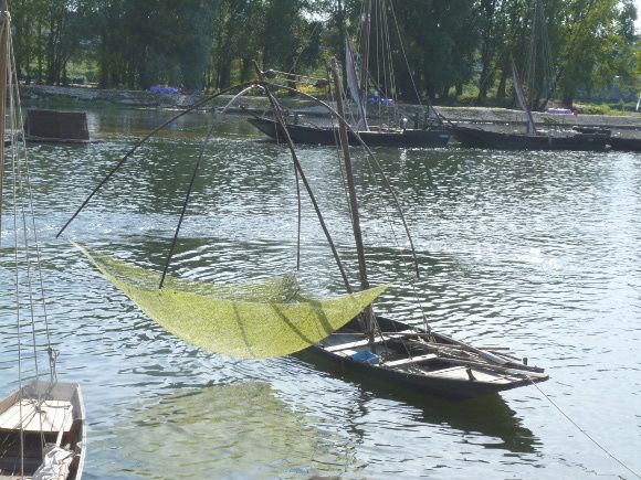 Les bateaux de Loire au travail.