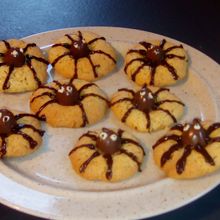 Cookies araignées au schokobons (spider cookies) au companion ou pas