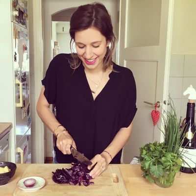 Tournedos aux pommes et choux rouge cuits