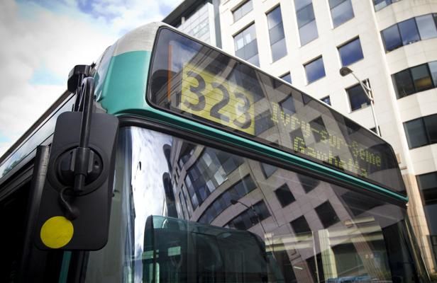 La ligne de bus RATP 323 : Issy-Val de Seine - Ivry - Gambetta