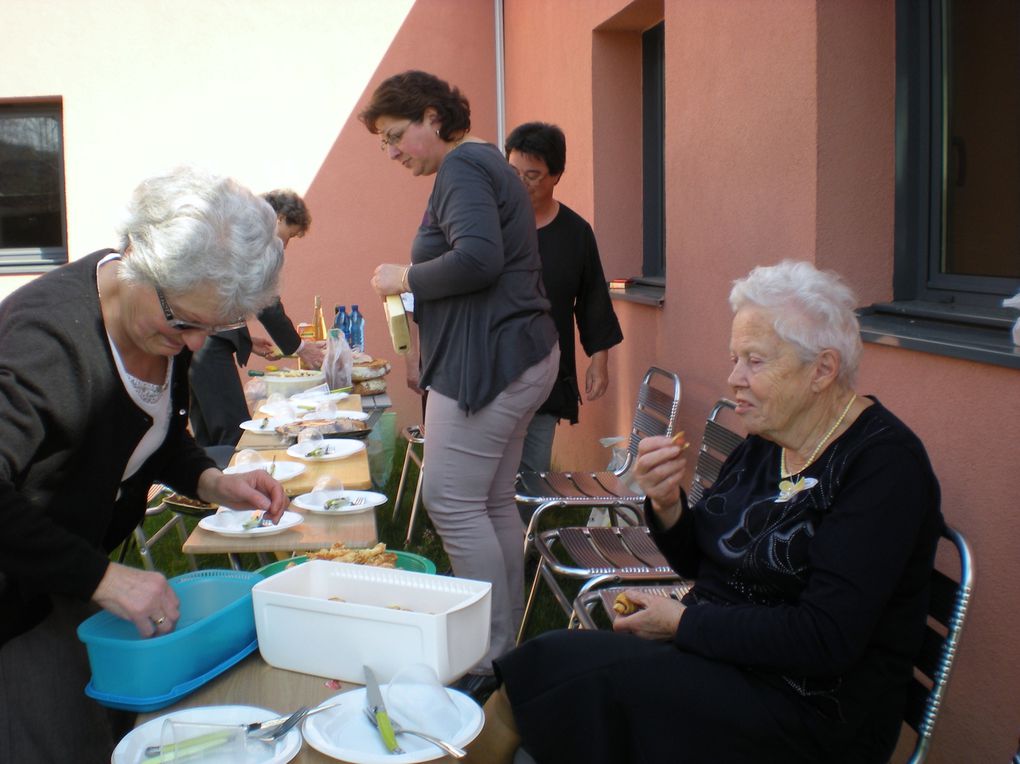 Les photos précédant le repas ne m'appartiennent pas... trouvées sur le net..... Autant en profiter....